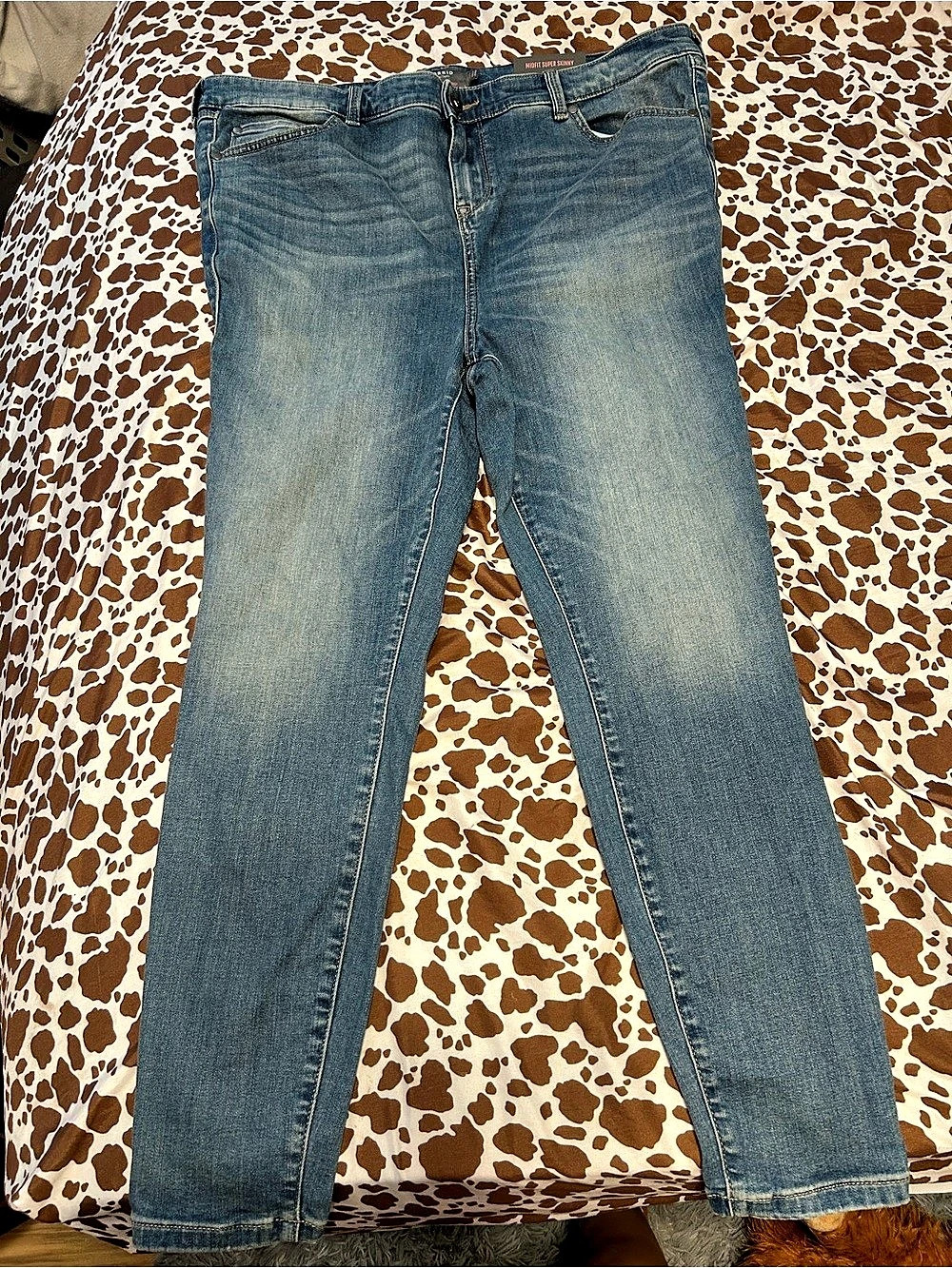TORRID Midfit Super Skinny Jean - Super Soft Seafloor Jeans Blue Waist 18 NWT